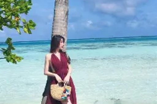 内娱女演员深夜醉酒打车卸下明星包袱全程真实到离谱！