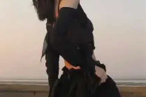 “假洋牌”优思益翻车事件：网红集体致歉背后的品牌包装术与流量陷阱